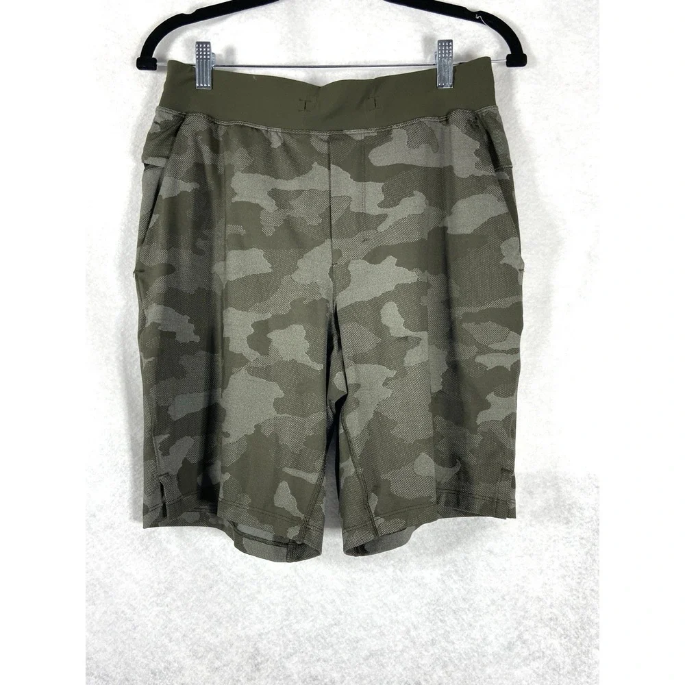 Lululemon Linerless Shorts Men's Medium Green 9